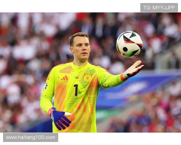 鲁梅尼格：德国队尚需提升稳定性 期待诺伊尔明年继续为核心 - 副本